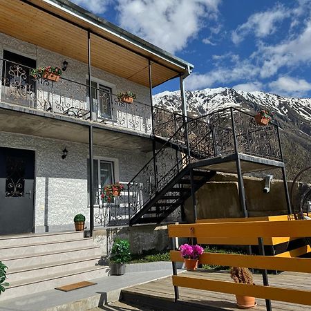 Hotel Elia Kazbegi Stepantsminda Exterior foto