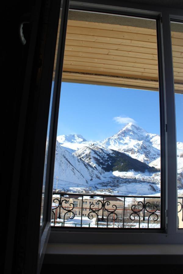 Hotel Elia Kazbegi Stepantsminda Exterior foto